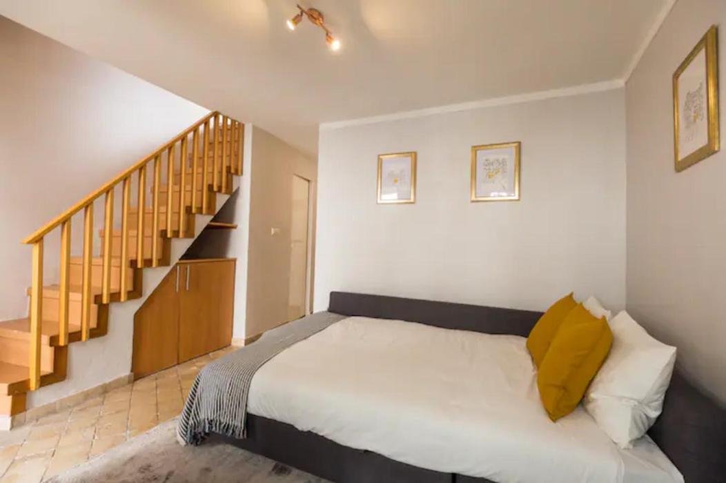 Ola Lisbon - Alfama II Apartment Ngoại thất bức ảnh